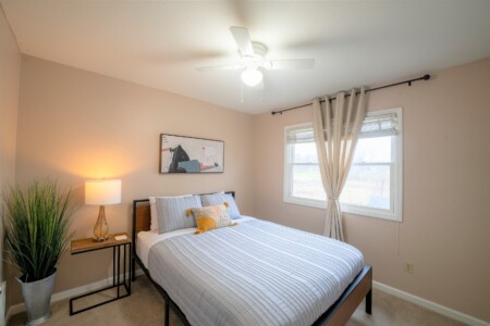 341a382bbaab4bd5a3b5ec47e6ca7615 LargeOriginal.jpg