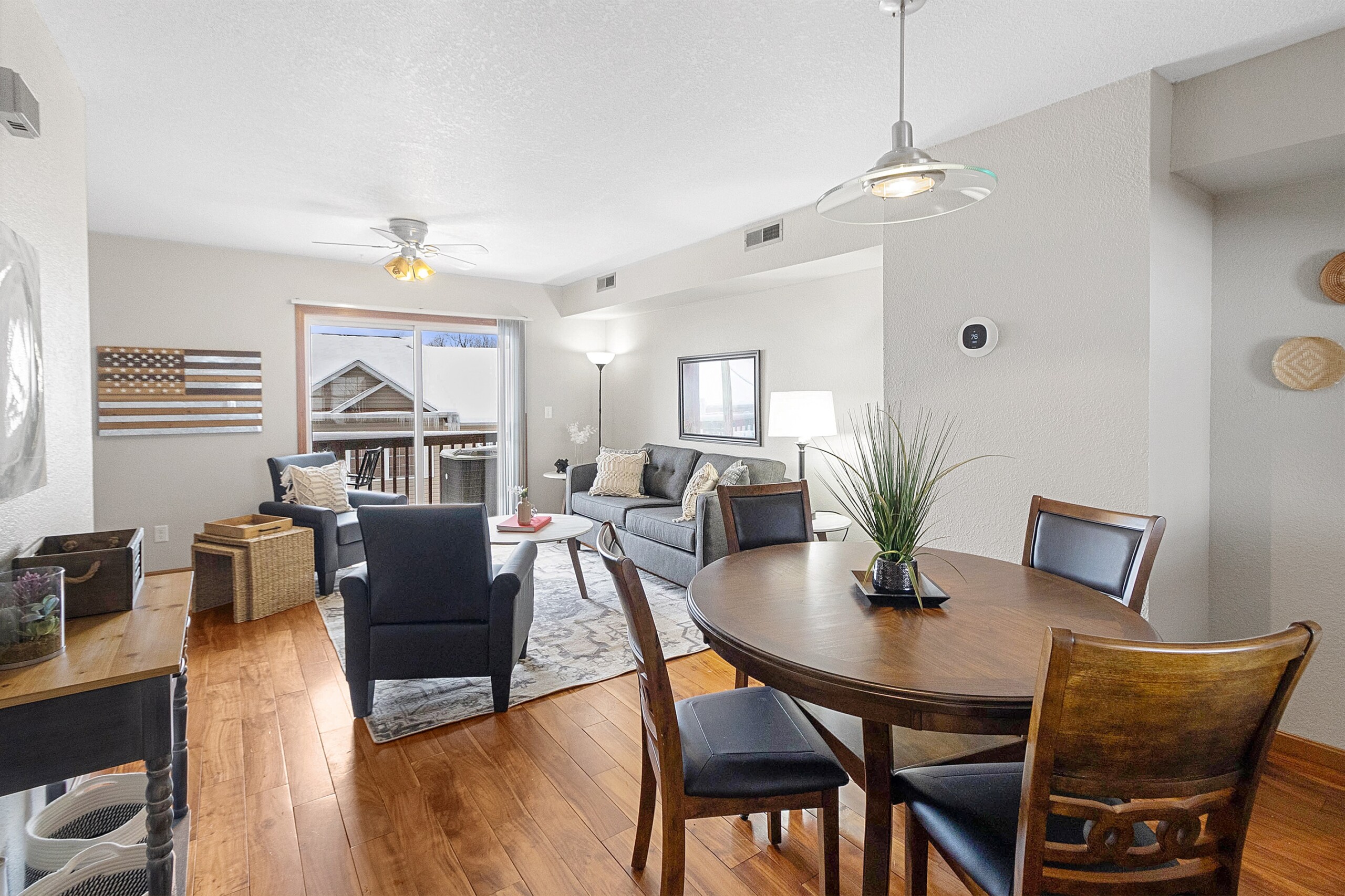 2967df06e67a468a8fe3b813eaf47a3f LargeOriginal.jpg