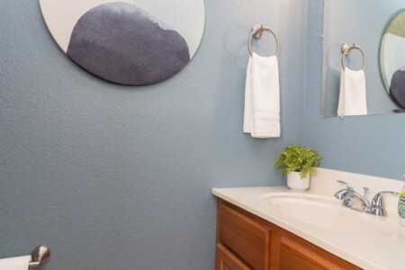 84778ed8af9d4bf684180635f551a1d1 LargeOriginal.jpg