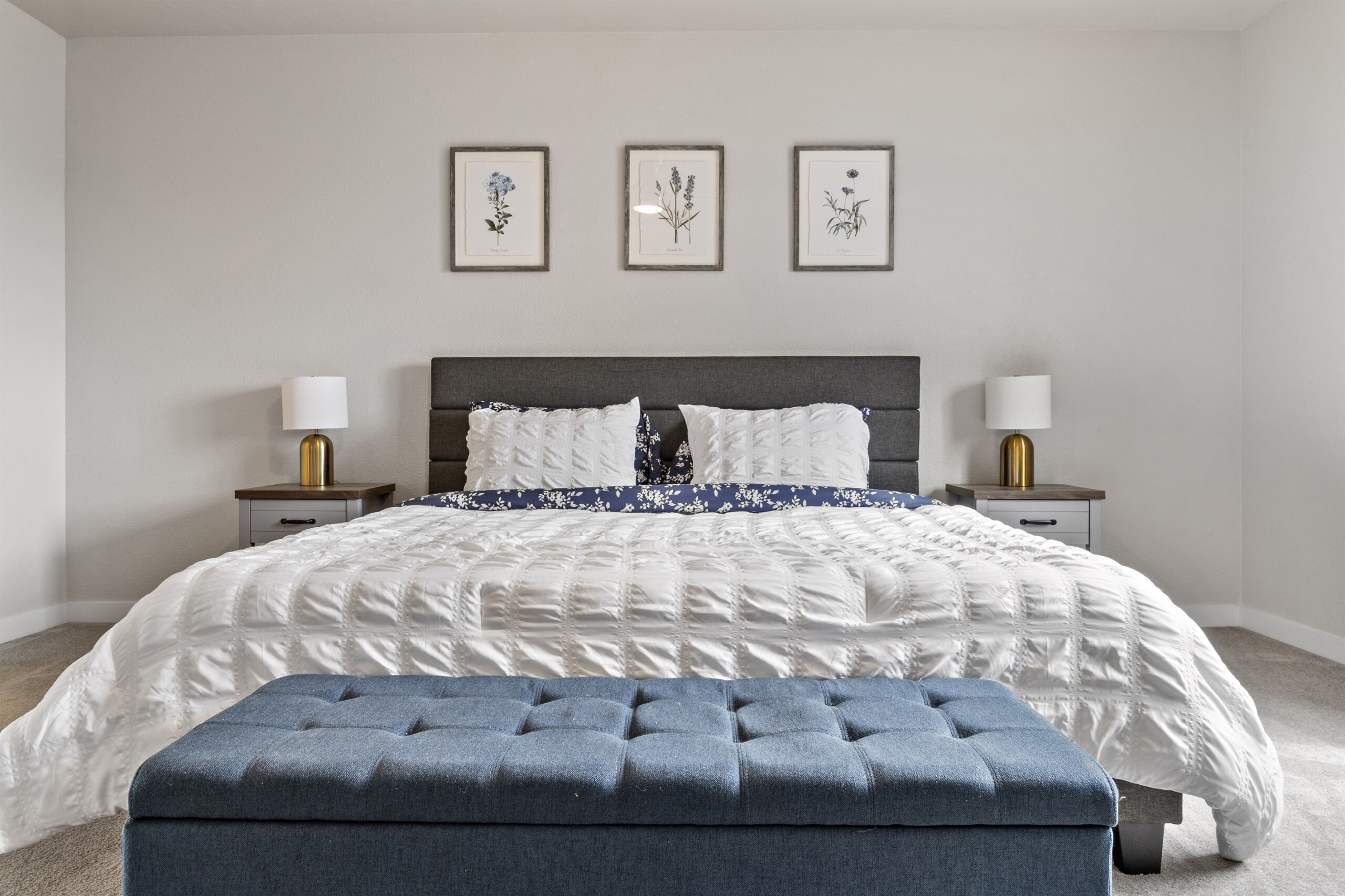 6417c93b4fe14472873b6999160de167 LargeOriginal.jpg