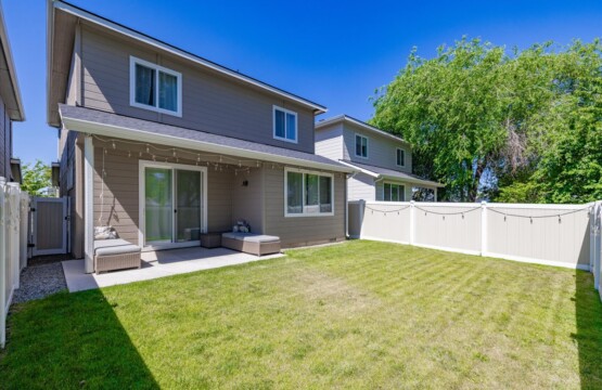 cafeb0d81bd947cf8844006463eb84a6.jpg